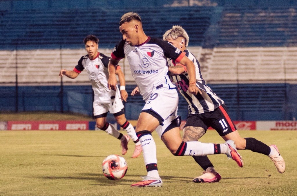 Colón empezó el año con un triunfo