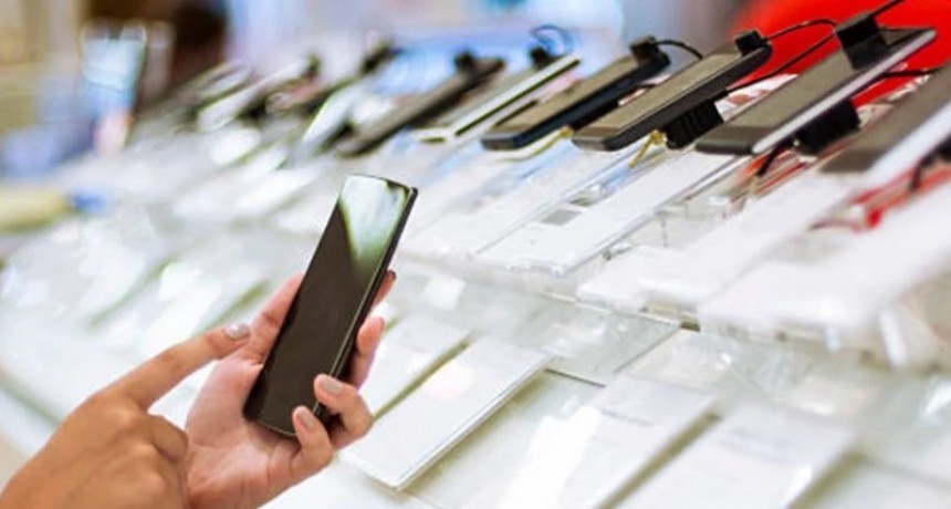 Nación elimina aranceles a los celulares desde el jueves