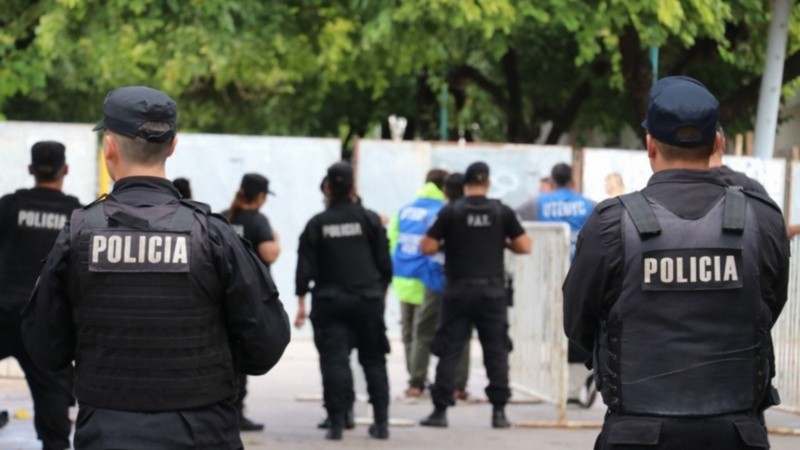 La Provincia anunció mejoras salariales y otros beneficios para la Policía