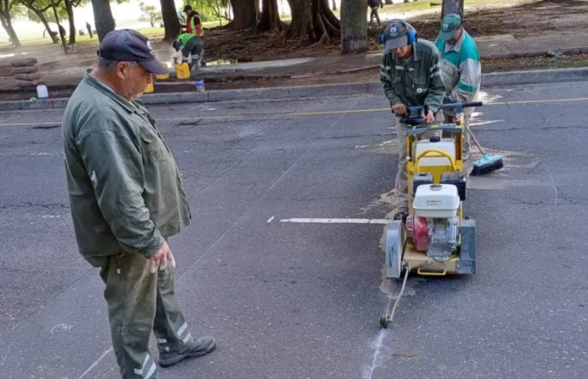 Ya se construyen las sendas manda peatón en la costanera