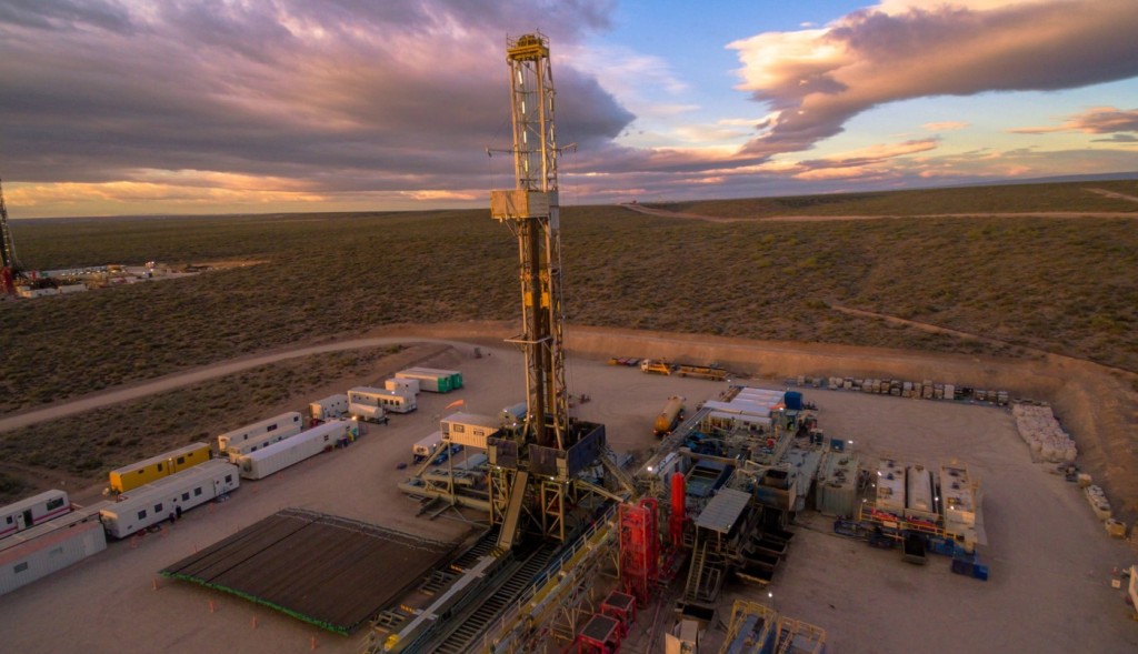 Vaca Muerta: en qu&eacute; consiste el convenio que firma la provincia con Neuqu&eacute;n