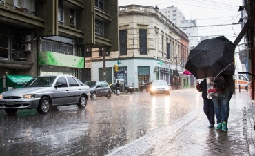 Pronostican un sábado y un domingo complicado por lluvias intensas