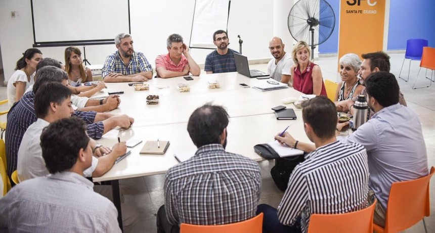 En la Ciudad definen estrategias para el desarrollo del sector TICs