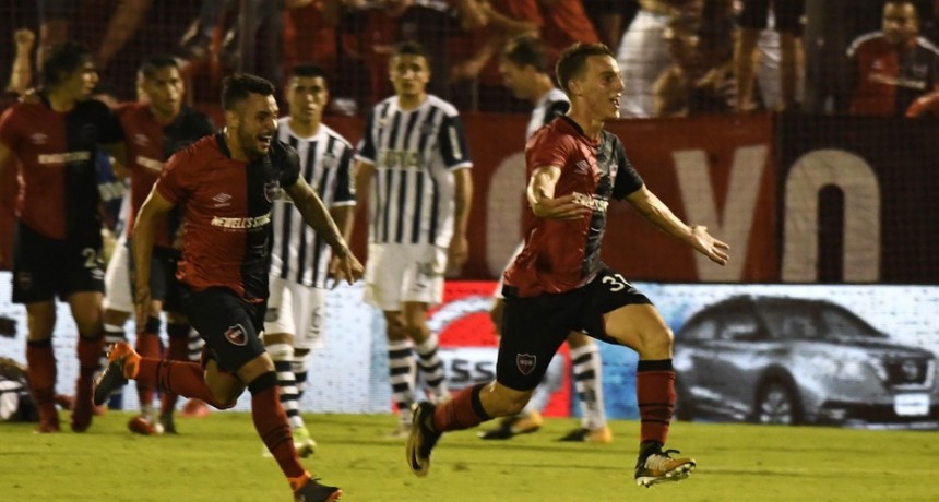 Newell’s dio el golpe y venció a Talleres