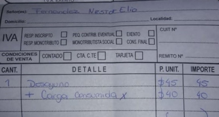 Insólito: Le cobraron $40 por cargar su notebook en un bar