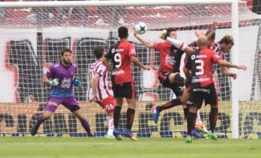 Colón y Unión no se sacaron ventajas y cerraron el clásico igualados