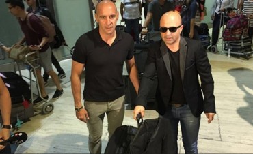 Sampaoli llegó al paÃs pero debe aguardar para asumir como DT de la Selección