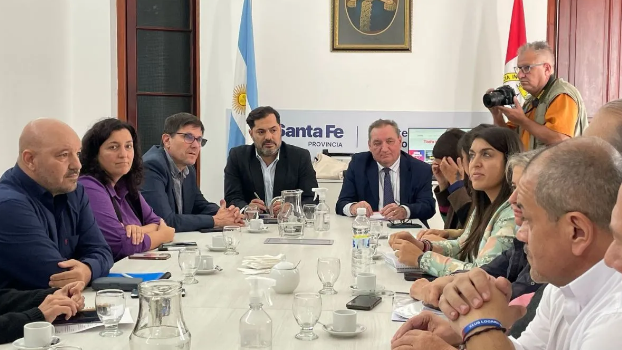Se retoman las paritarias entre el Gobierno provincial y los gremios, luego será el turno de los docentes