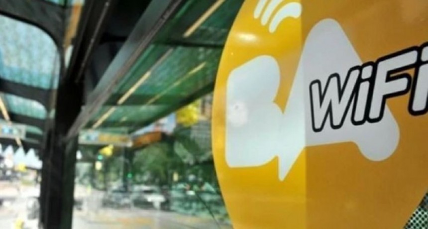 17 líneas de colectivos porteños tienen WiFi gratis