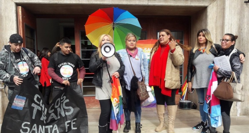 Cupo trans: Se aprobó un régimen laboral especial en el ámbito municipal