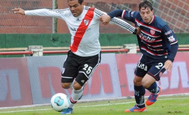 Unión dio marcha atrás con la contratación de Cosaro