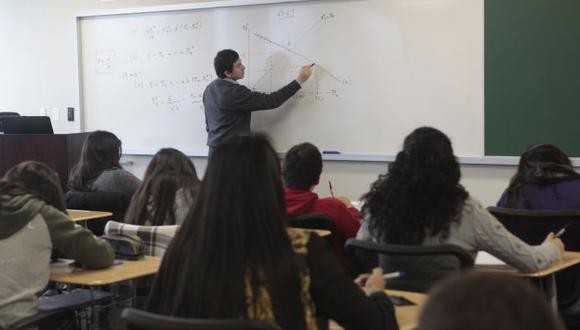 Docentes universitarios inician nuevas medidas de fuerza con 48 horas de paro