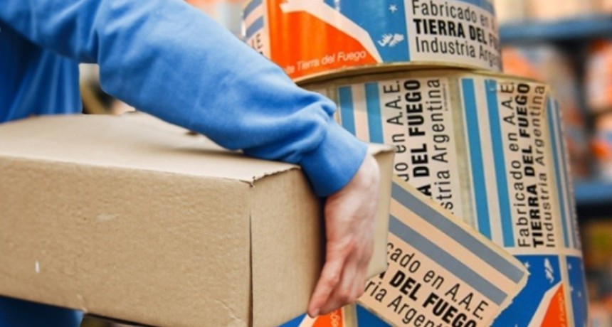 Televisores y celulares más baratos vía courier desde Tierra del Fuego: eliminaron restricciones fiscales para facilitar el sistema