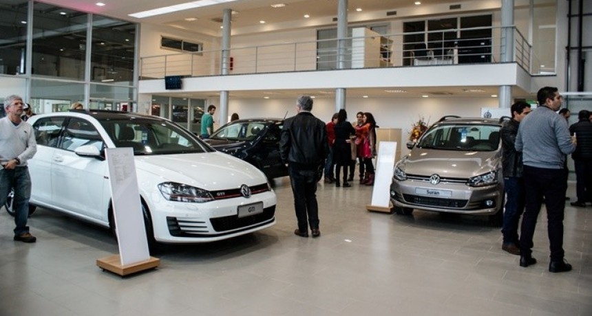 El sector automotor de Santa Fe tuvo subas de hasta 12% en precios de vehículos 0km tras el aumento del dólar