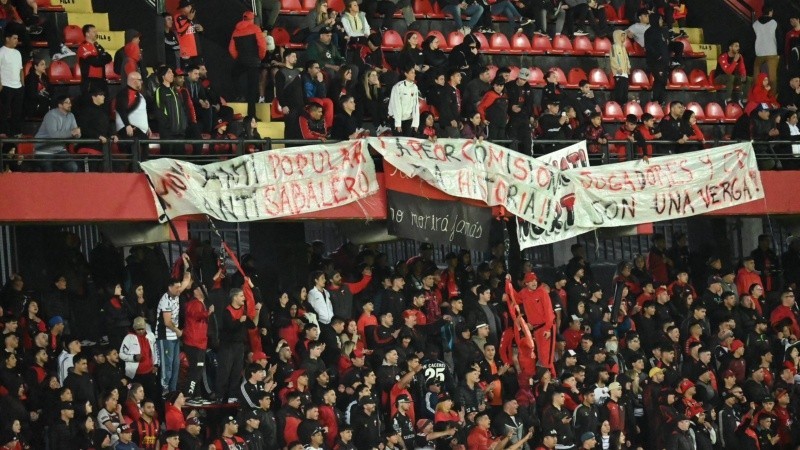 Colón se hunde en el fondo de tabla: el club que fue campeón hace cuatro años, tiene chances de descender a la B Metropolitana