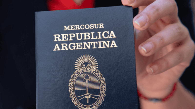 Pasaportes con fallas: el número de WhatsApp y el chatbot donde se puede consultar
