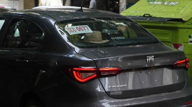 Aseguran que se regularizó la entrega de chapas patentes y que solo 