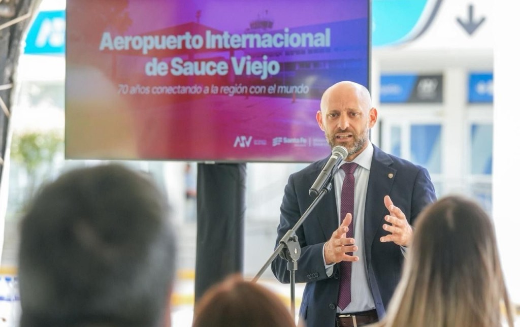 El aeropuerto de Sauce Viejo logró la habilitación aduanera para agilizar exportaciones