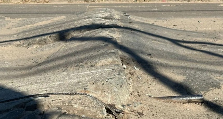 Vecinos del norte de Santa Fe alertan por el grave deterioro de la avenida Peñaloza