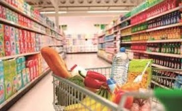 Un familia debe ganar m&aacute;s de 13.155 pesos por mes para no ser pobre
