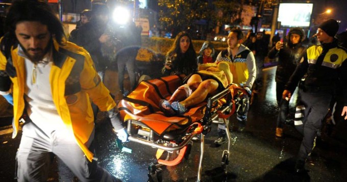 Atentado en boliche de Estambul: 40 muertos