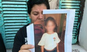Fuertes insultos y amenazas de la mam&aacute; de Abril al asesino