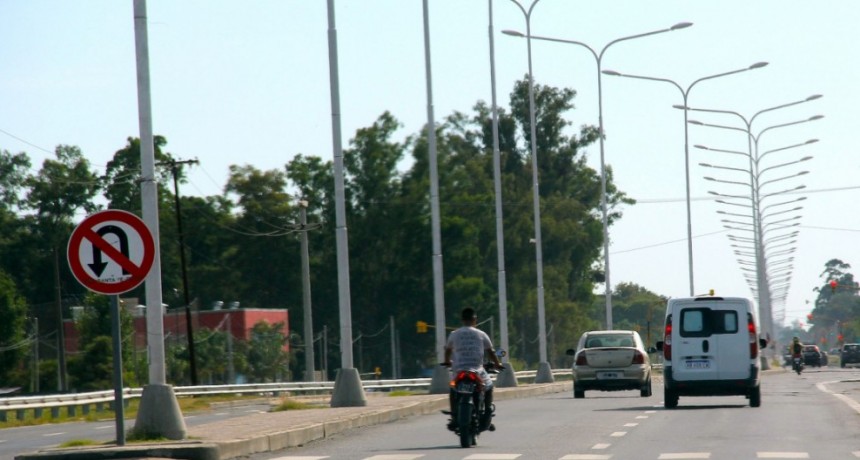 Ruta 1: las colectoras de la autov&iacute;a ser&aacute;n de hormig&oacute;n