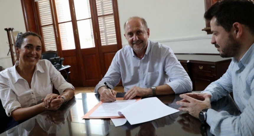 La Provincia adhiri&oacute; al decreto nacional de prohibici&oacute;n del uso de pirotecnia en actos oficiales