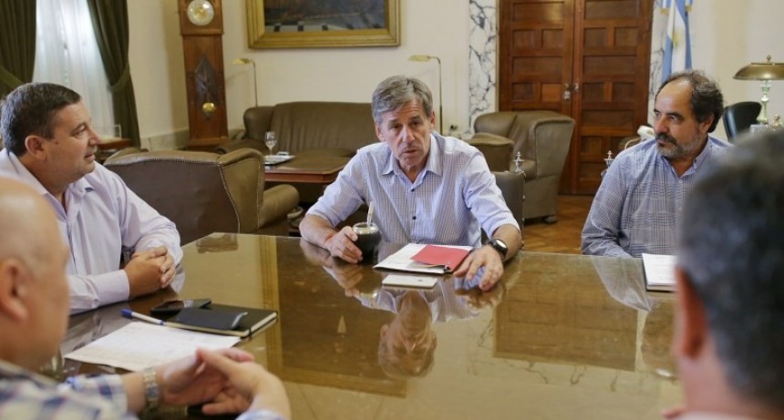 Jat&oacute;n se reuni&oacute; con el rector de la UNL para generar redes