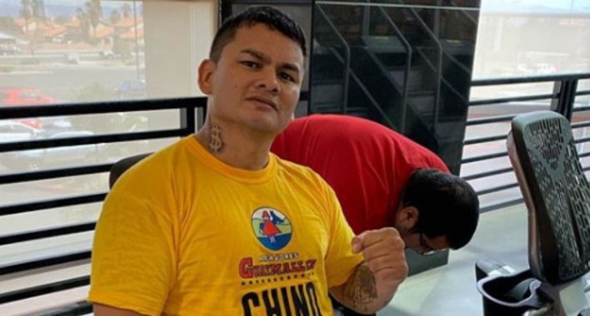 Escuchando Los Palmeras, As&iacute; se entrena el Chino Maidana para su pelea con Acero Cali