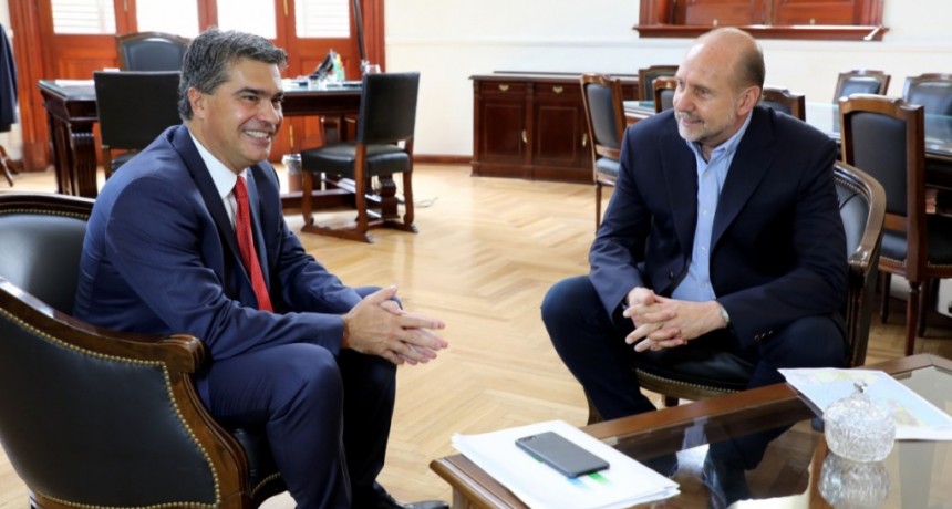 El Gobernador Perotti recibi&oacute; a Capitanich en Santa Fe