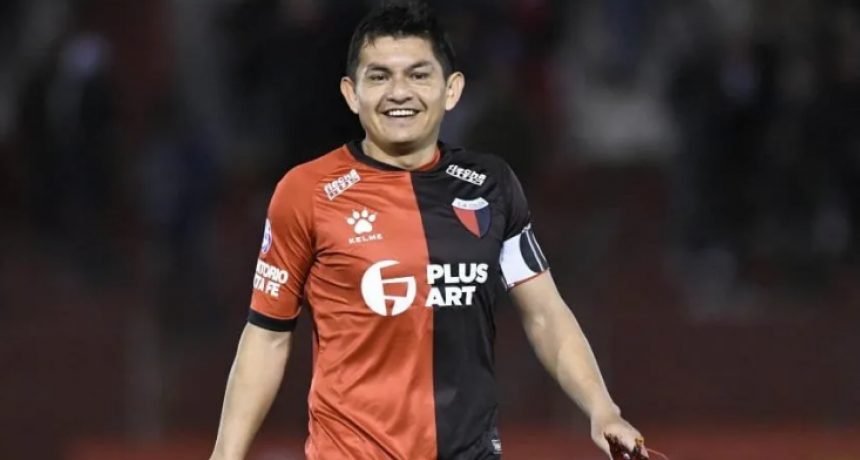 De Santa Fe a Santiago: Pulga Rodr&iacute;guez jugar&aacute; en Central C&oacute;rdoba