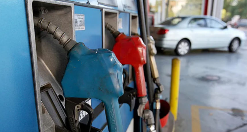 Otra vez: aumentaron los combustibles