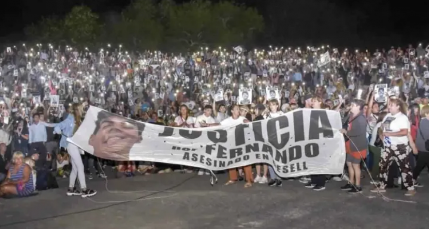 A tres años del crimen de Fernando Báez Sosa, sus padres encabezaron un acto