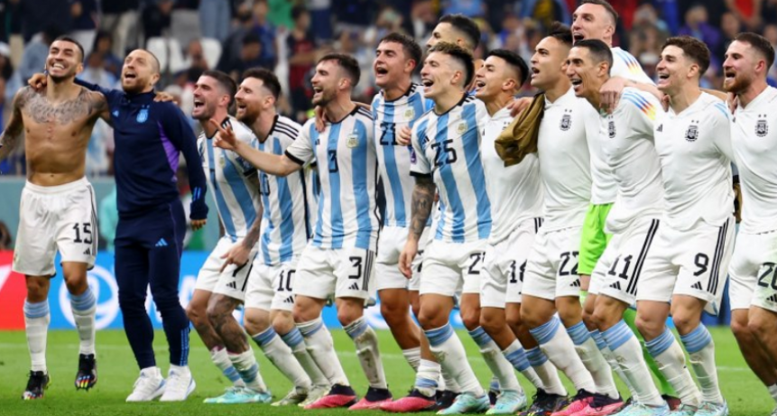La Selecci&oacute;n jugar&aacute; dos amistosos en River para celebrar la Copa del Mundo