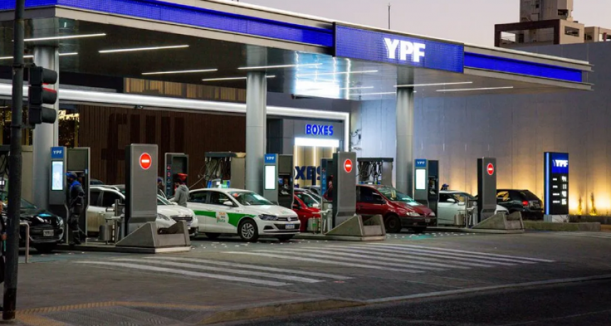 Estaciones de servicio: YPF aceptar&aacute; pago con tarjeta