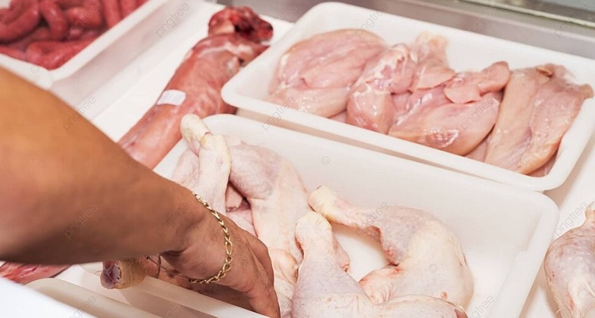 Baj&oacute; el precio del pollo en Santa Fe por el escaso consumo