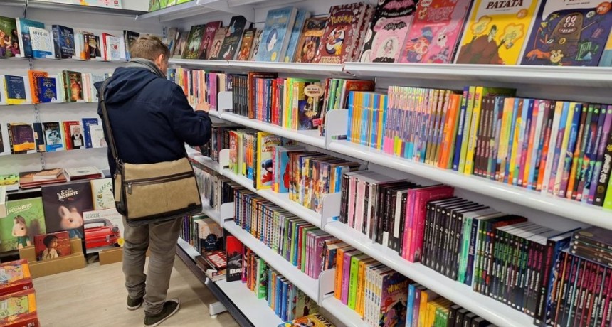 Santafesinos anticiparon compras de &uacute;tiles escolares