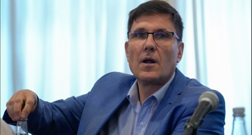 Goity: Ning&uacute;n ni&ntilde;o va a tener menos de cinco horas de clase por d&iacute;a en Santa Fe