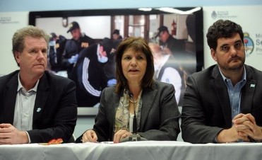 Hackearon 30 correos oficiales del Ministerio de Seguridad