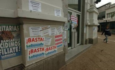 El viernes no habr&aacute; bancos y ma&ntilde;ana la atenci&oacute;n ser&aacute; restringida 