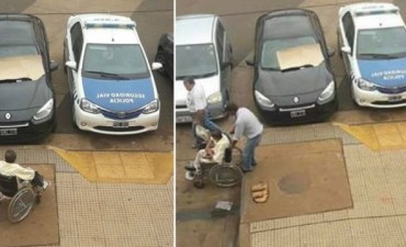 El director de Seguridad Vial de Misiones estacion&oacute; sobre una rampa para discapacitados