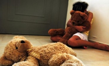 Su hija de 9 a&ntilde;os ten&iacute;a fiebre, la llev&oacute; al m&eacute;dico y le dijeron que hab&iacute;a sido abusada