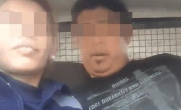 Sancionan a dos polic&iacute;as rosarinos que se filmaron teniendo sexo en un patrullero