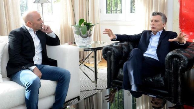 El ins&oacute;lito pedido de Macri a Sampaoli