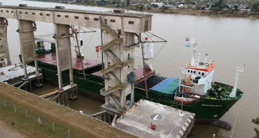 Puerto de Santa Fe: impulsan la licitaci&oacute;n del muelle de contenedores