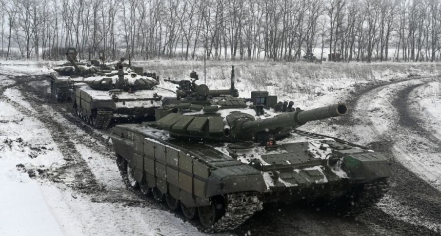 Rusia anuncia el retiro de sus tropas de la frontera con Ucrania