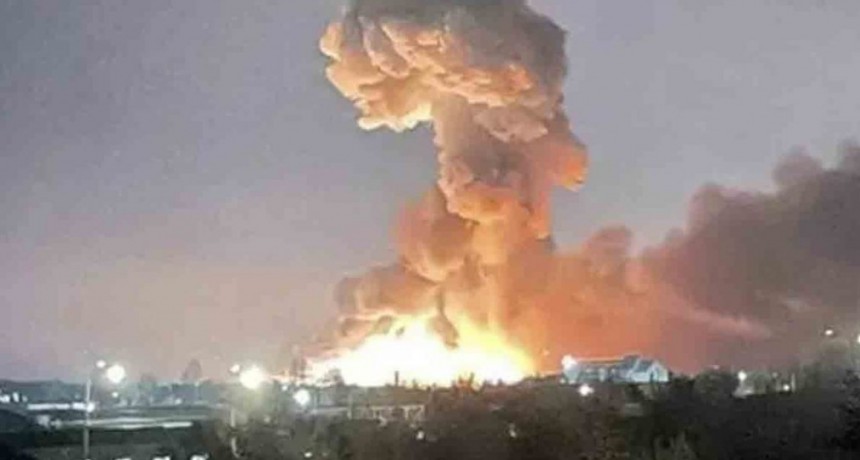 Comenzaron los bombardeos rusos en Ucrania y crece la tensi&oacute;n mundial