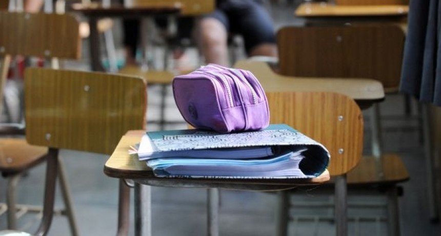 Fuerte repudio de padres al paro que impedir&aacute; el inicio de las clases