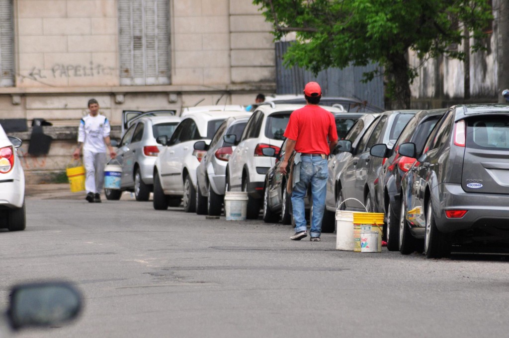 Poletti- El santafesino no puede pagar el estacionamiento medido y a los trapitos al mismo tiempo